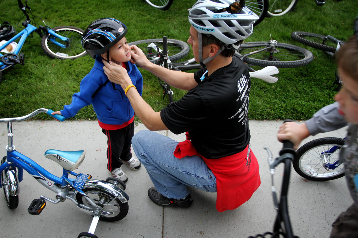 Utah County kids get free helmets to promote safety, prevent head